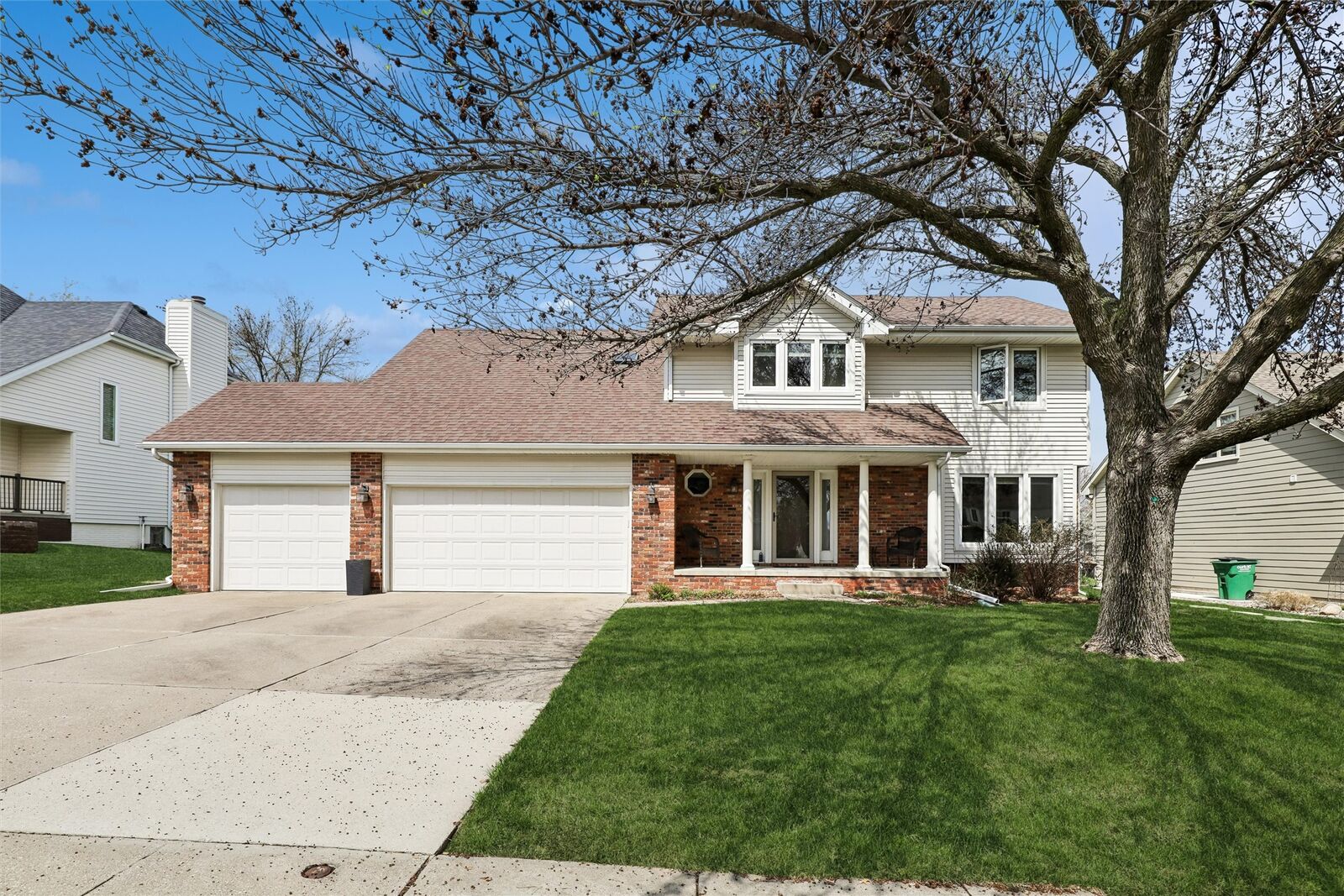 Property Photo:  9913 Alpine Drive  IA 50322 