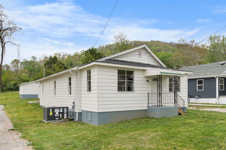 Property Photo:  311 E Prospect St  TN 37766 