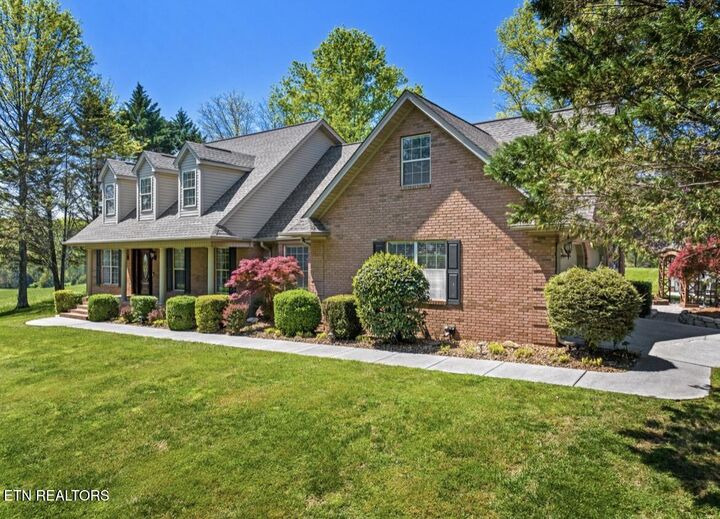 Property Photo:  2041 Witt Rd  TN 37890 