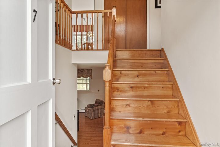 Property Photo:  7 Dearborn Road  NY 10994 