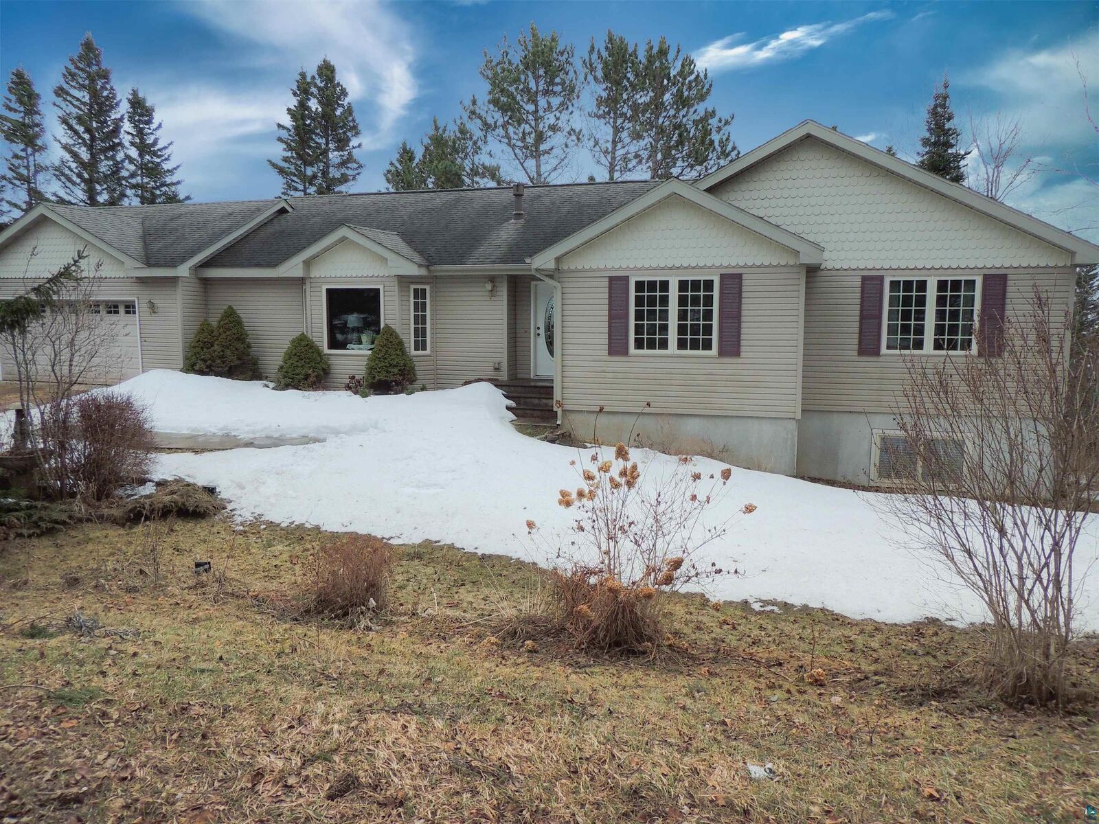 Property Photo:  1804 Hwy 61 E  MN 55604 