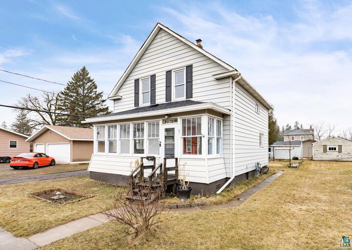 Property Photo: 607 3rd Ave E WI 54880