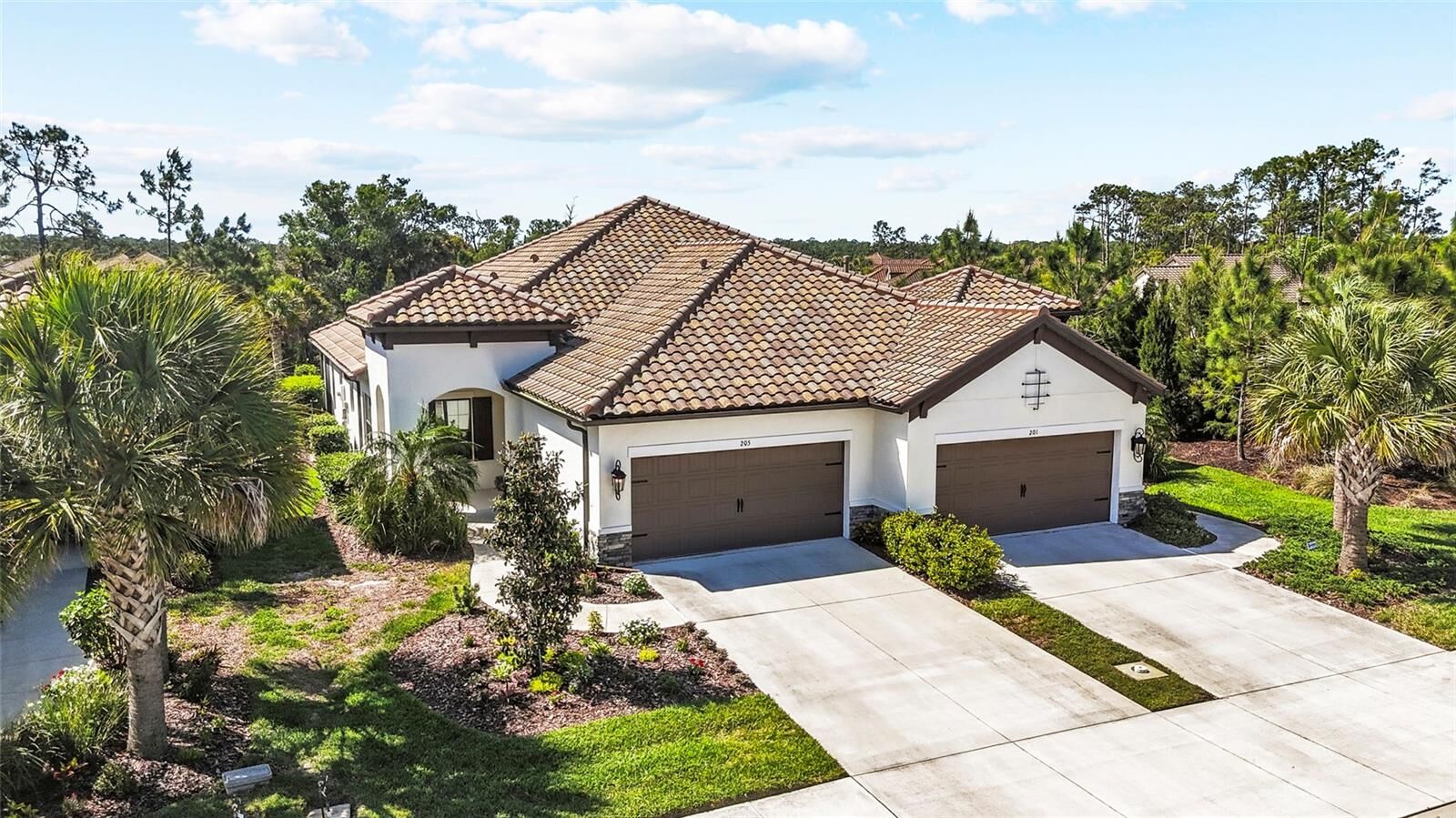 Property Photo: 205 Palidoro Circle FL 34275