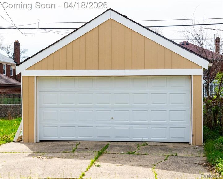 Property Photo:  18435 Sorrento Street  MI 48235 1320 