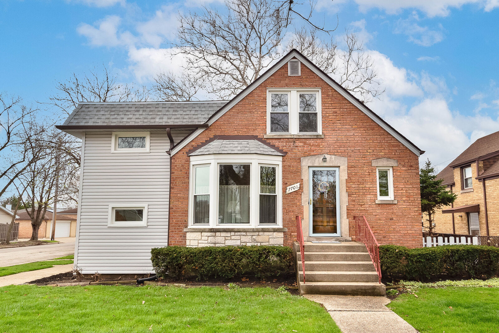 Property Photo:  7701 W Rascher Avenue  IL 60656 