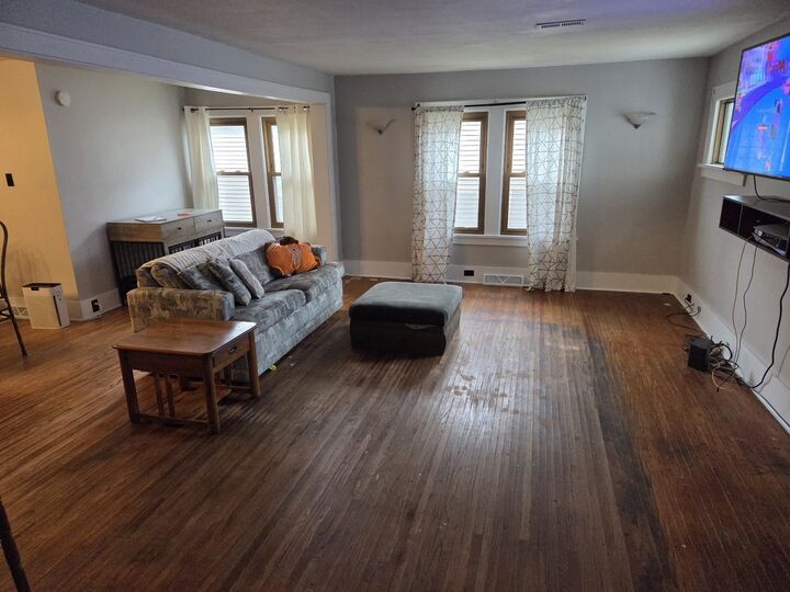 Property Photo: 124 E 4th Street IL 61362