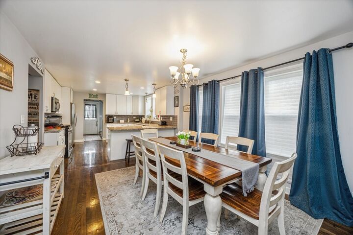 Property Photo:  3647 Euclid Avenue  IL 60402 