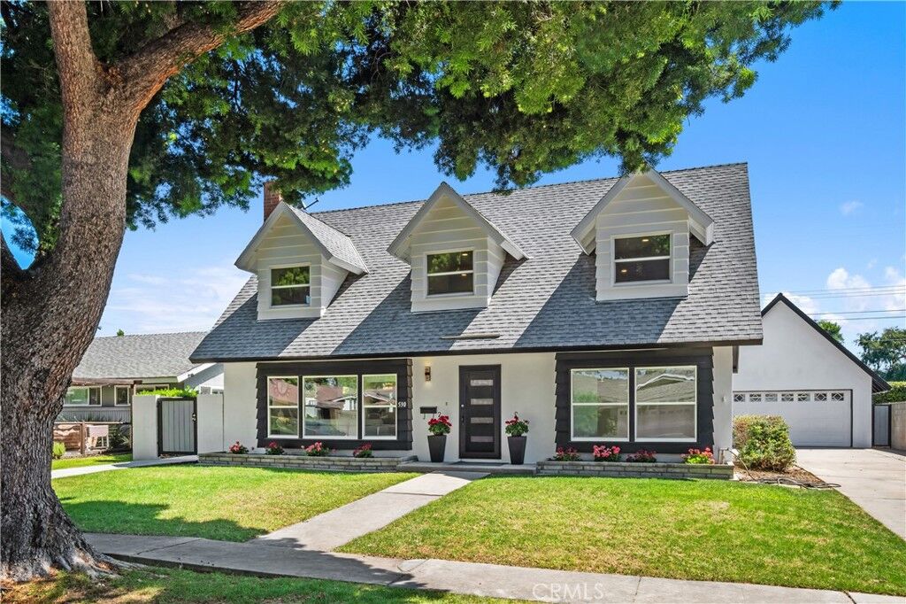 Property Photo:  530 Stanford  CA 92831 