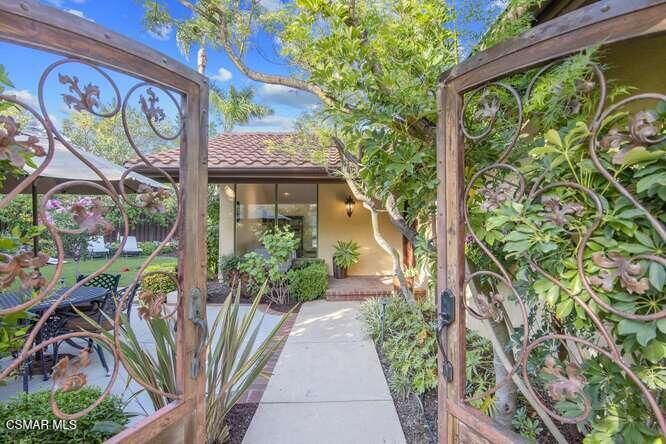 Property Photo: 1030 Brookview Avenue CA 91361