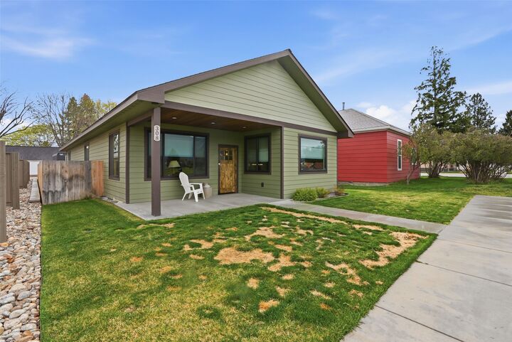 Property Photo: 308 N 8th Street MT 59840