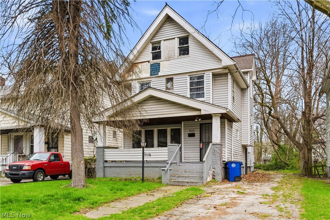 Property Photo:  9609 Yale Avenue  OH 44108 