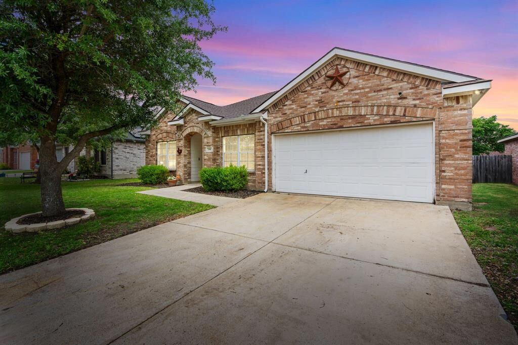 Property Photo:  106 Jennie Marie  TX 75125 