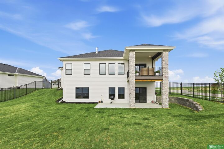 Property Photo:  11970 South 118th Street  NE 68046 