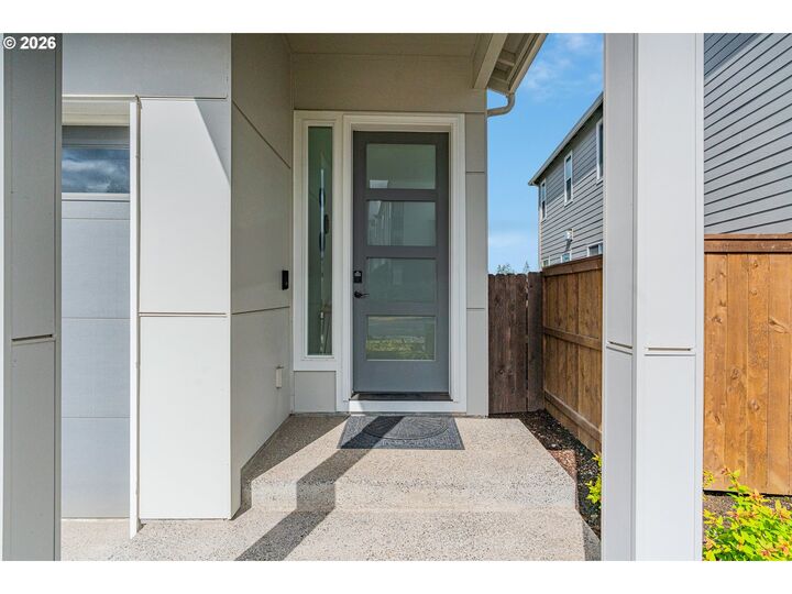 Property Photo:  12205 SW Silvertip St  OR 97007 