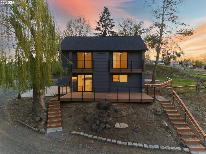 Property Photo:  54027 Summers Ln  OR 97862 