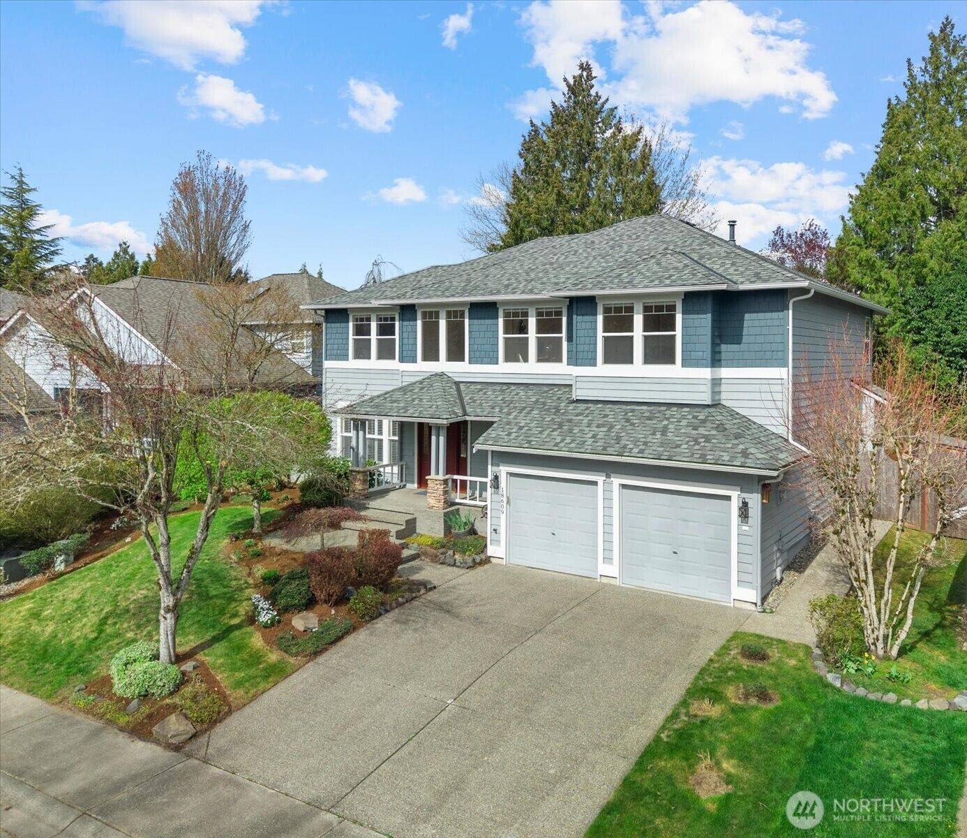 Property Photo:  18609  173rd Way SE  WA 98058 