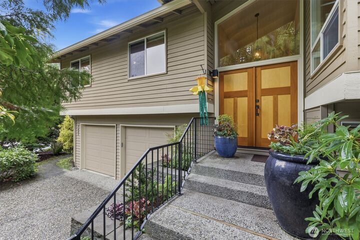 Property Photo:  7605  146th Avenue NE  WA 98052 