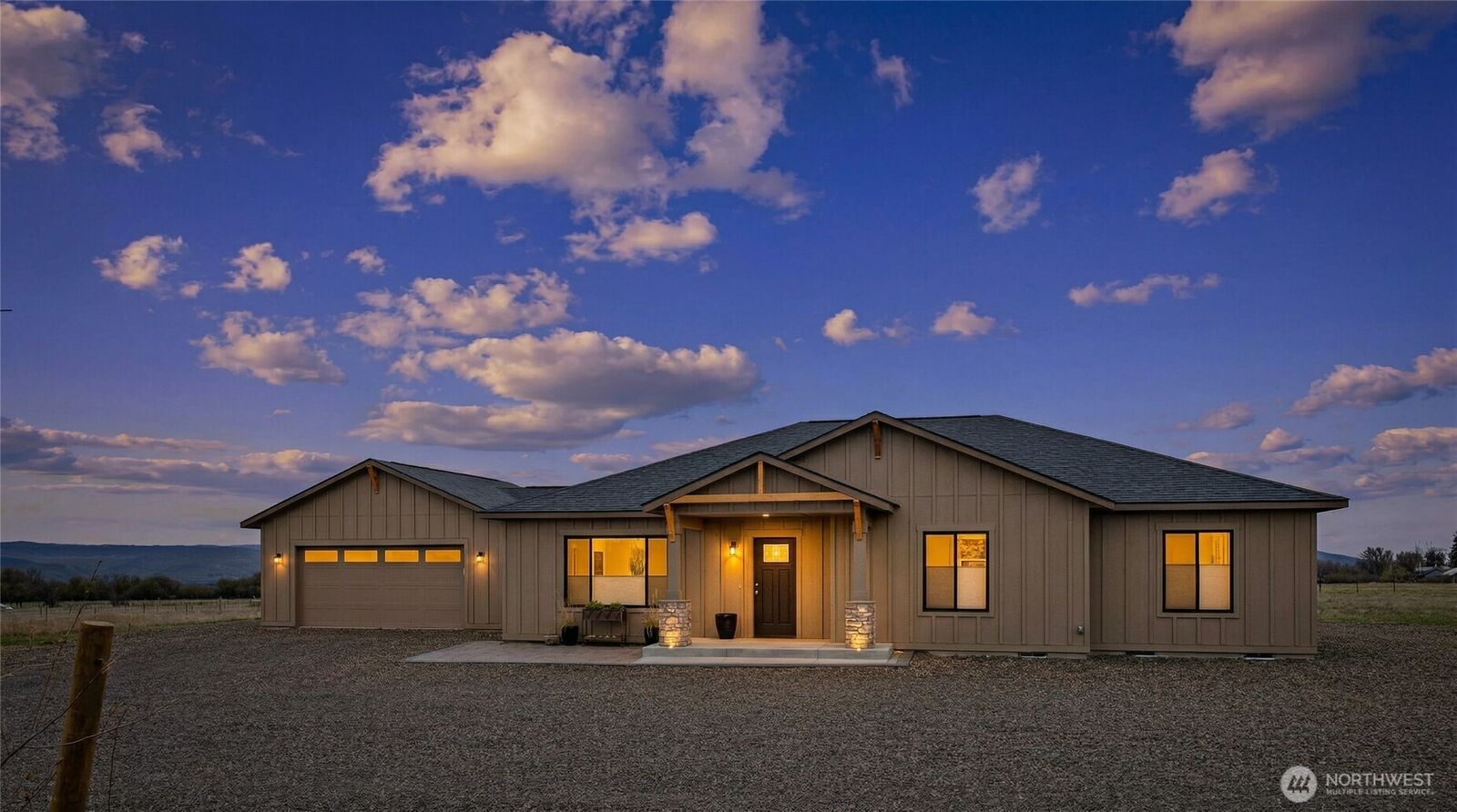 Property Photo: 3420 Schnebly Rd. WA 98926