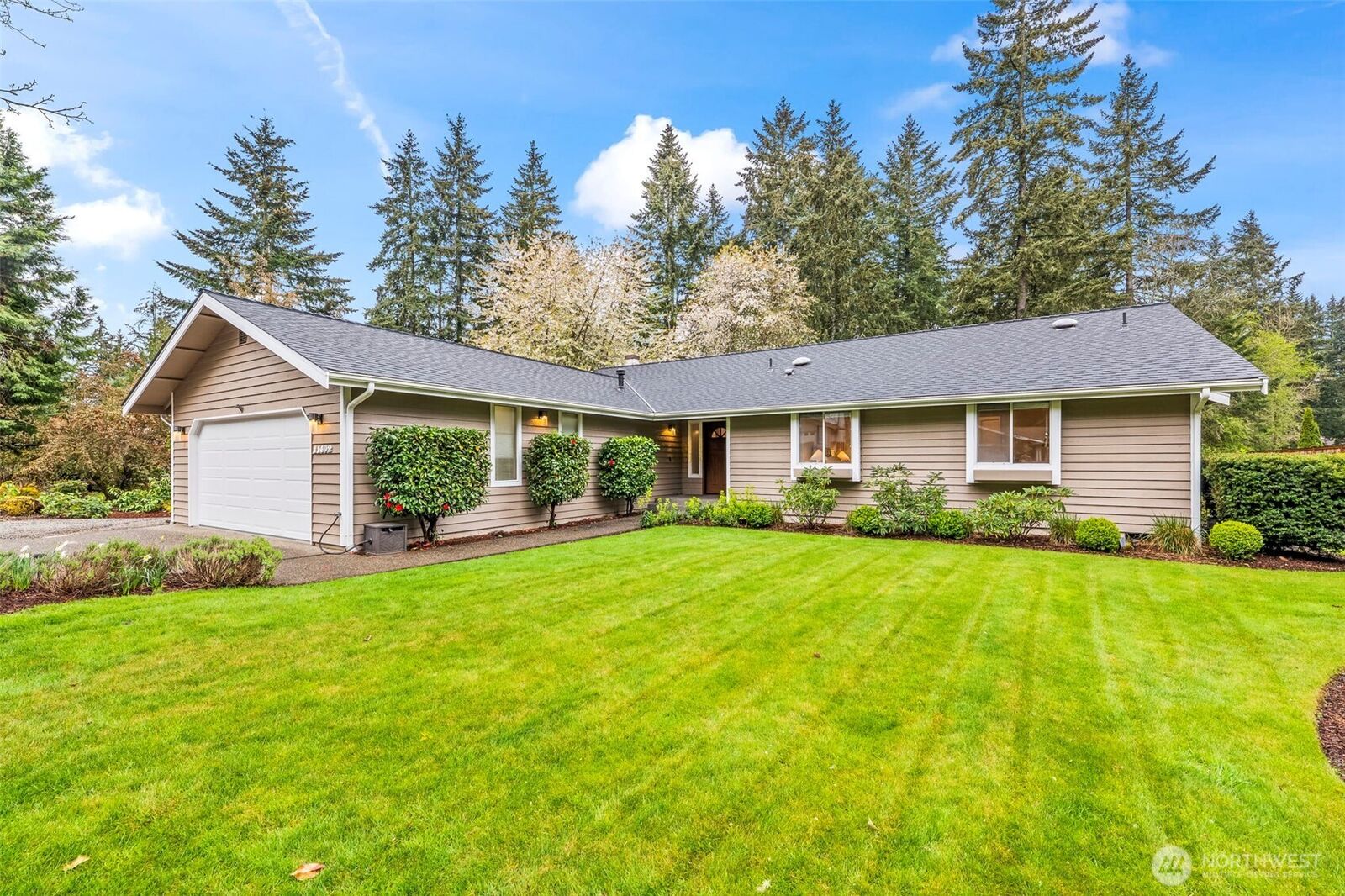 Property Photo:  11402  40th Avenue Ct NW  WA 98332 