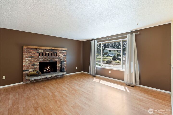 Property Photo:  6811  36th Avenue SE  WA 98503 