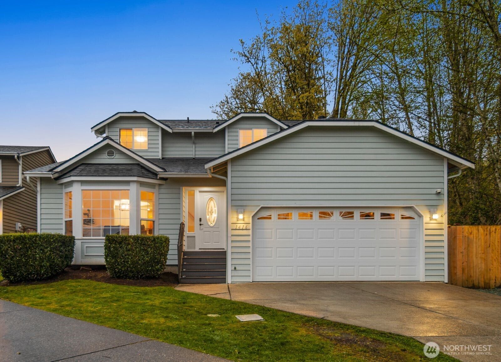 Property Photo:  1416  116th Drive SE  WA 98258 