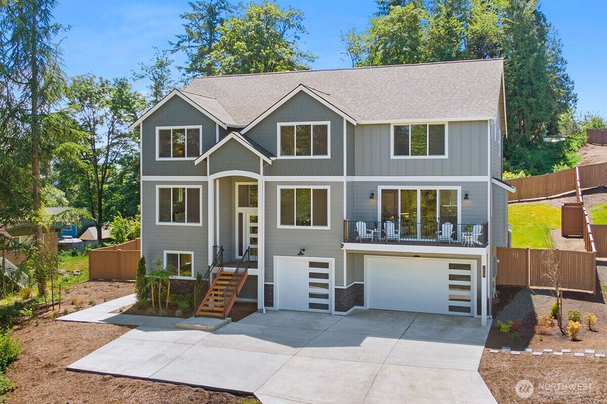 Property Photo: 7907 S 132 Street WA 98178