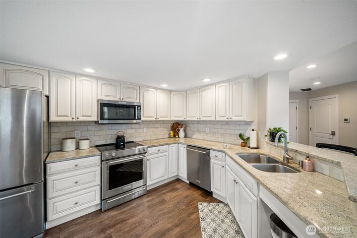 Property Photo:  4684  Barrington Lane SE  WA 98513 