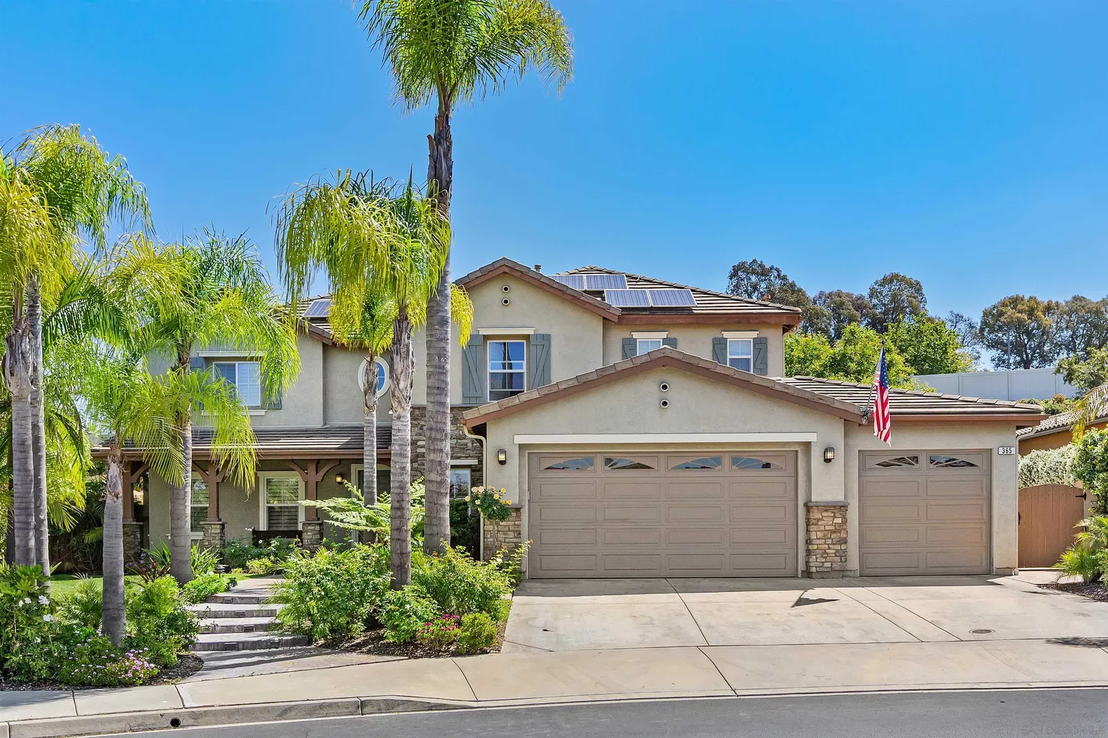 Property Photo:  365 Charles Swisher Ct  CA 92028 