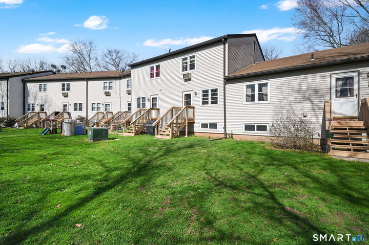 Property Photo:  23 Hart Place 2  CT 06062 