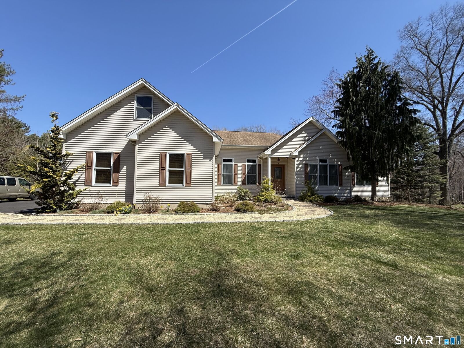 Property Photo:  631 Avon Drive  CT 06477 
