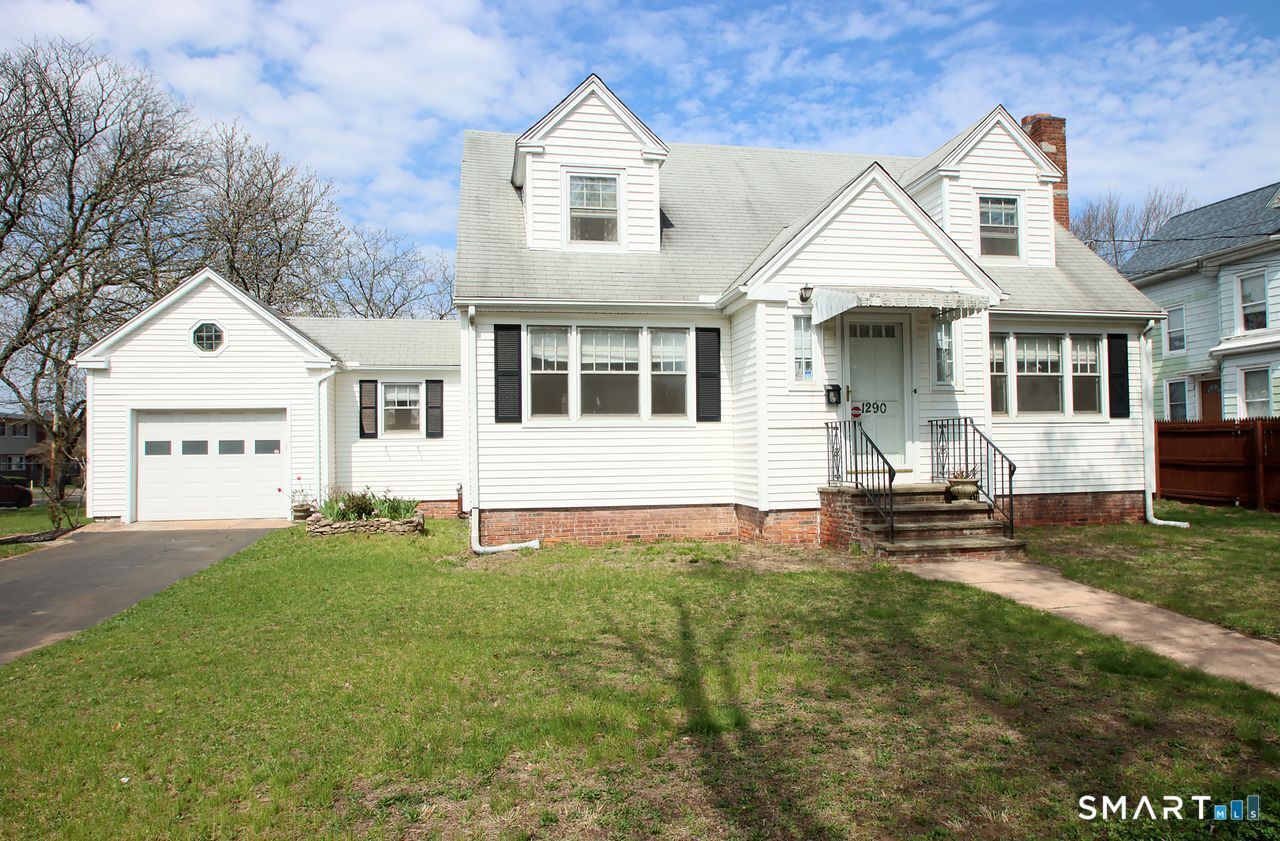 Property Photo:  1290 Quinnipiac Avenue  CT 06513 