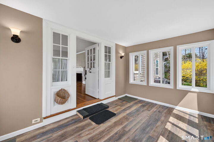 Property Photo:  20 Lemay Street  CT 06107 