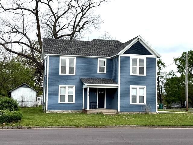 Property Photo:  521 N Oakland Avenue  MO 65711 