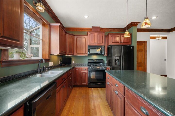 Property Photo:  4310 S Horizon Hill Ln  WA 99206 