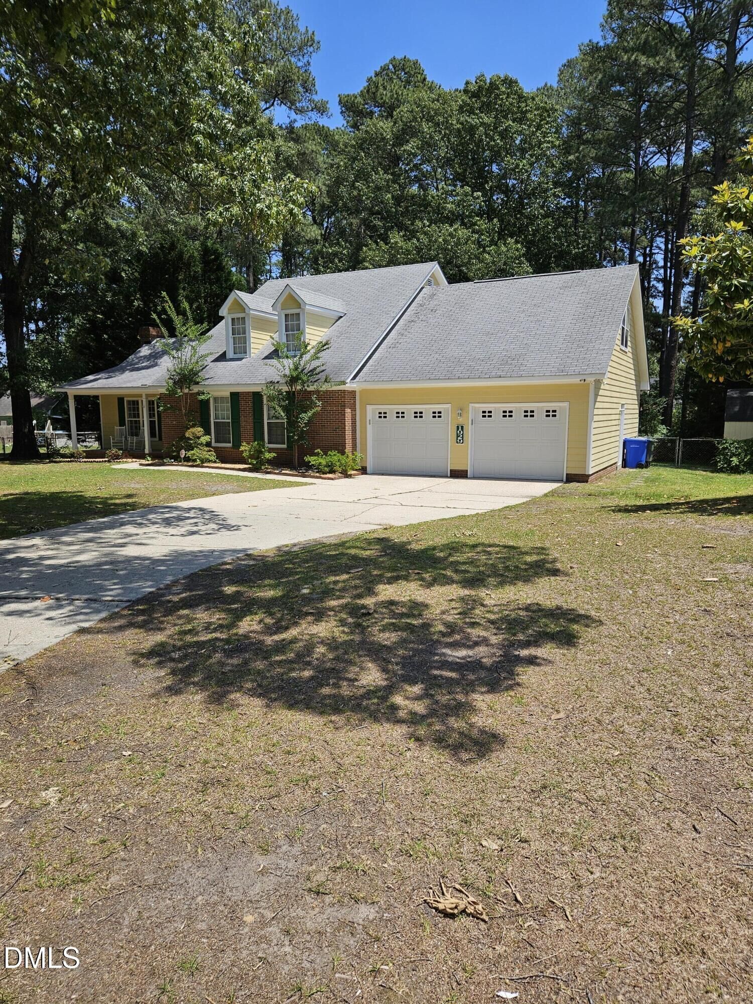 Property Photo:  1929 Partridge Court  NC 28304 