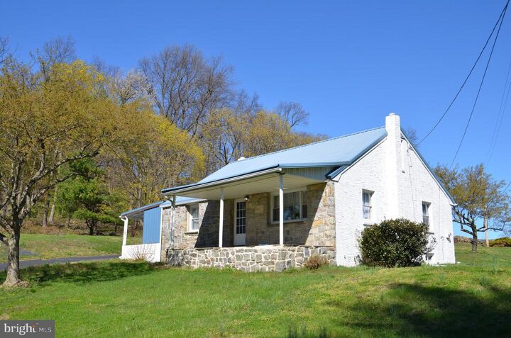Property Photo:  28 Seidel Road  PA 19606 