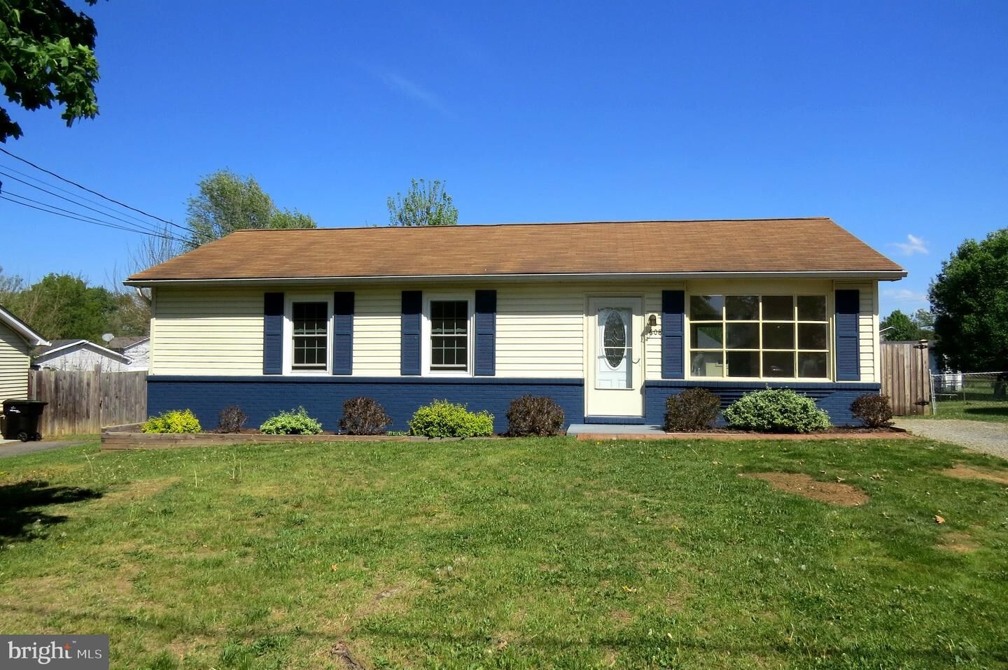 Property Photo:  608 Dunlap Street  VA 22601 