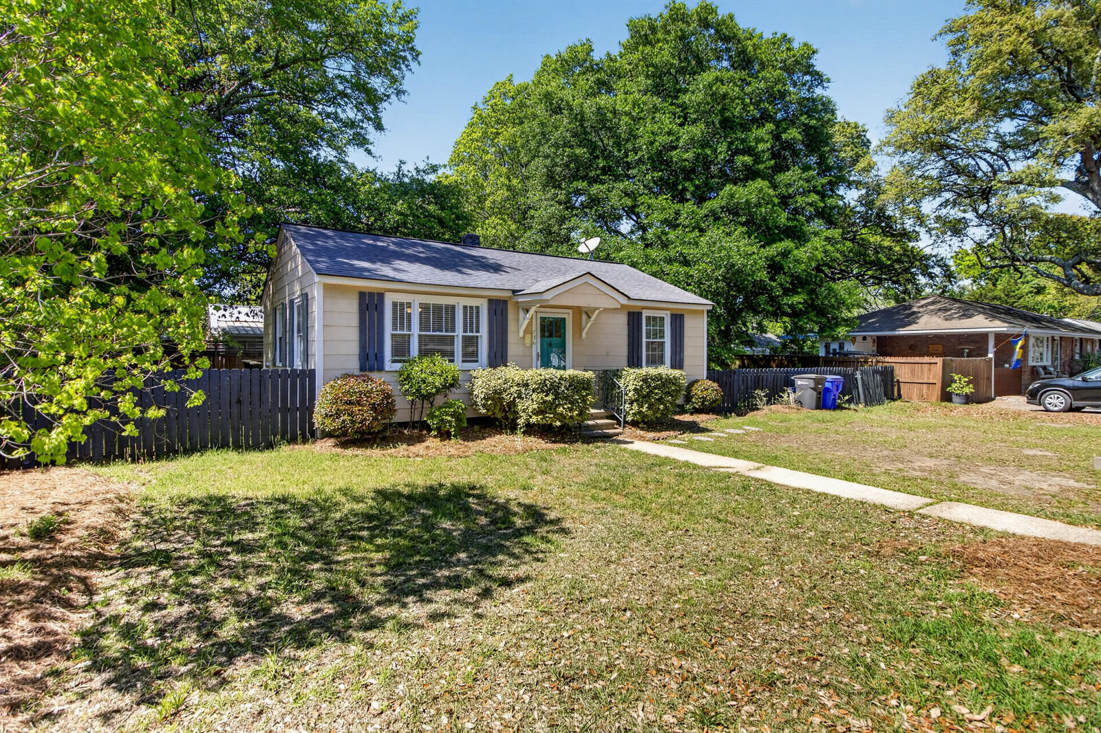 Property Photo:  736 McCants Drive  SC 29464 
