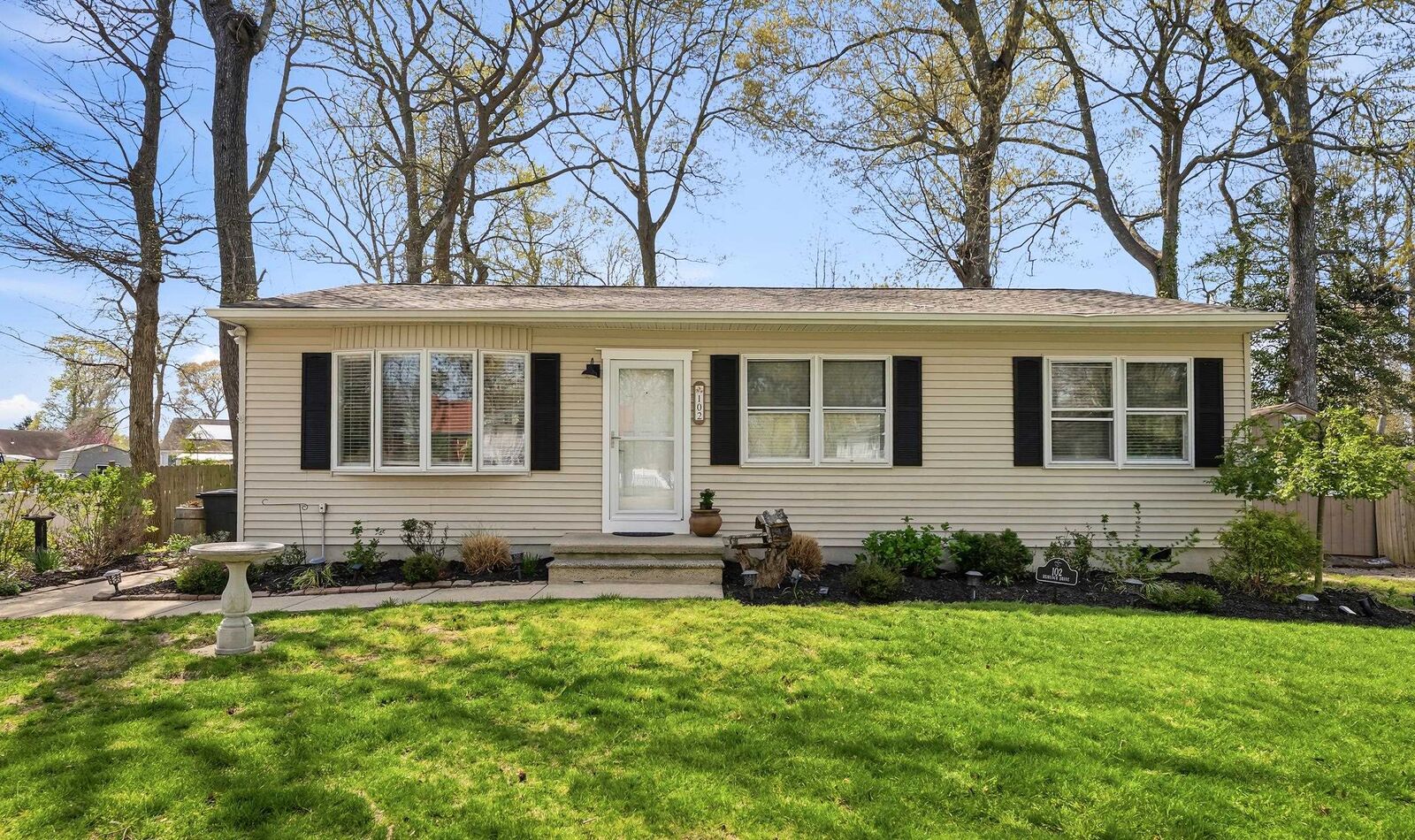 Property Photo:  102 Hemlock  NJ 08242 