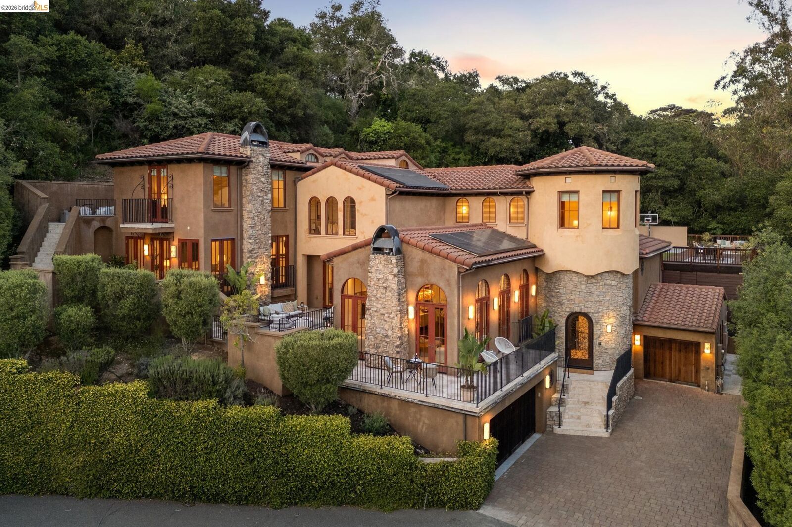 Property Photo:  3 Maxwelton Rd.  CA 94618 