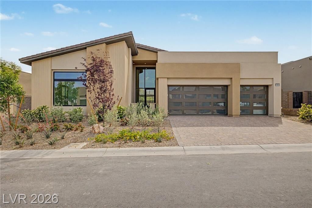 Property Photo:  10865 Agate Cliffs Avenue  NV 89135 