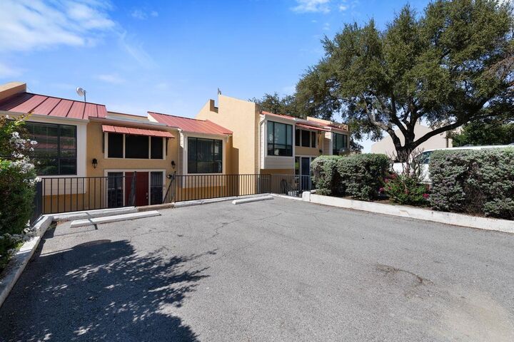 Property Photo:  402 Hi Stirrup E4  TX 78657 