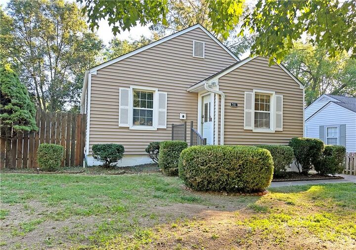 Property Photo:  701 W 86th Street  MO 64114 