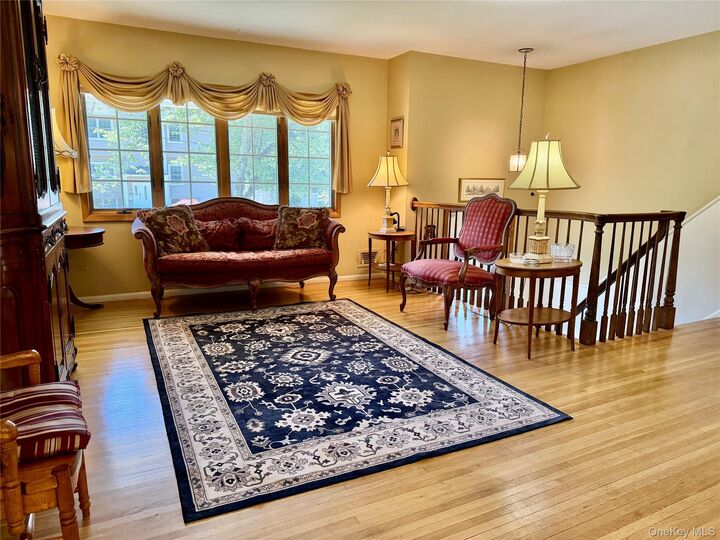Property Photo:  21 Kreuz Drive  NY 10994 