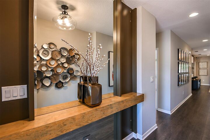 Property Photo: 591 Darshire Avenue FL 32736