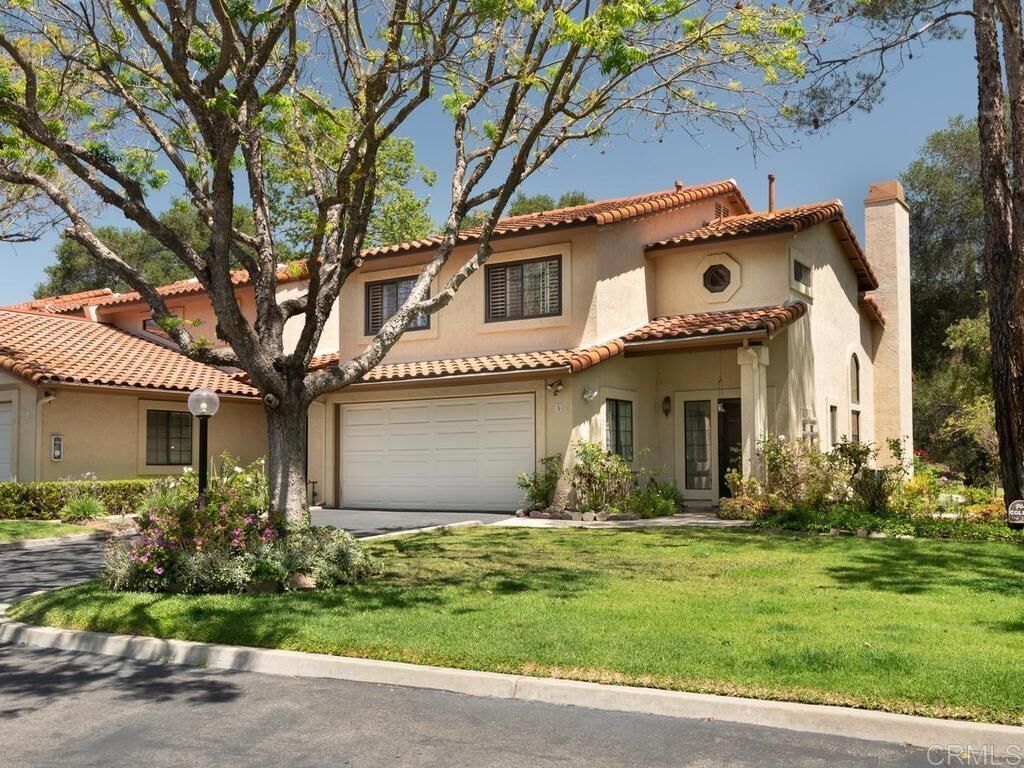Property Photo: 1718 Tecalote 5 CA 92028