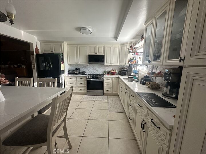 Property Photo:  10135 Nichols Street  CA 90706 