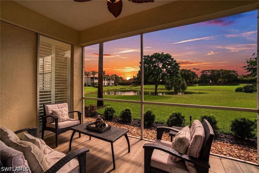 Property Photo:  2310 Carrington Court 104  FL 34109 