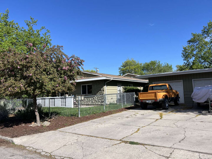 Property Photo:  208 Dixon Avenue  MT 59801 
