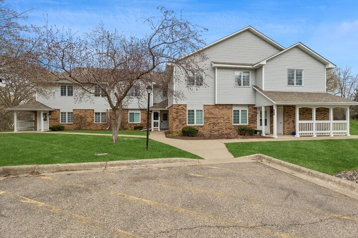 Property Photo:  3557 Blue Jay Way 202  MN 55123 